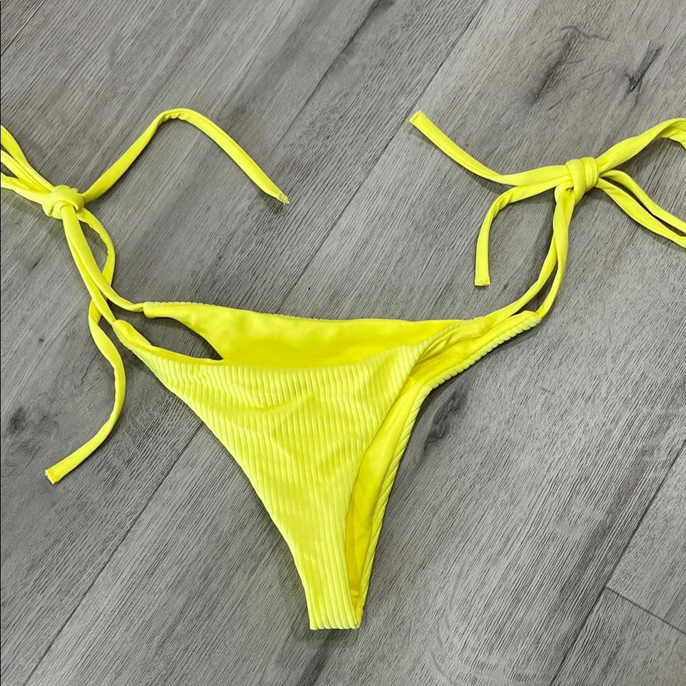 FRANKIES BIKINIS Sky Ribbed Bikini Bottom in Lemonade
